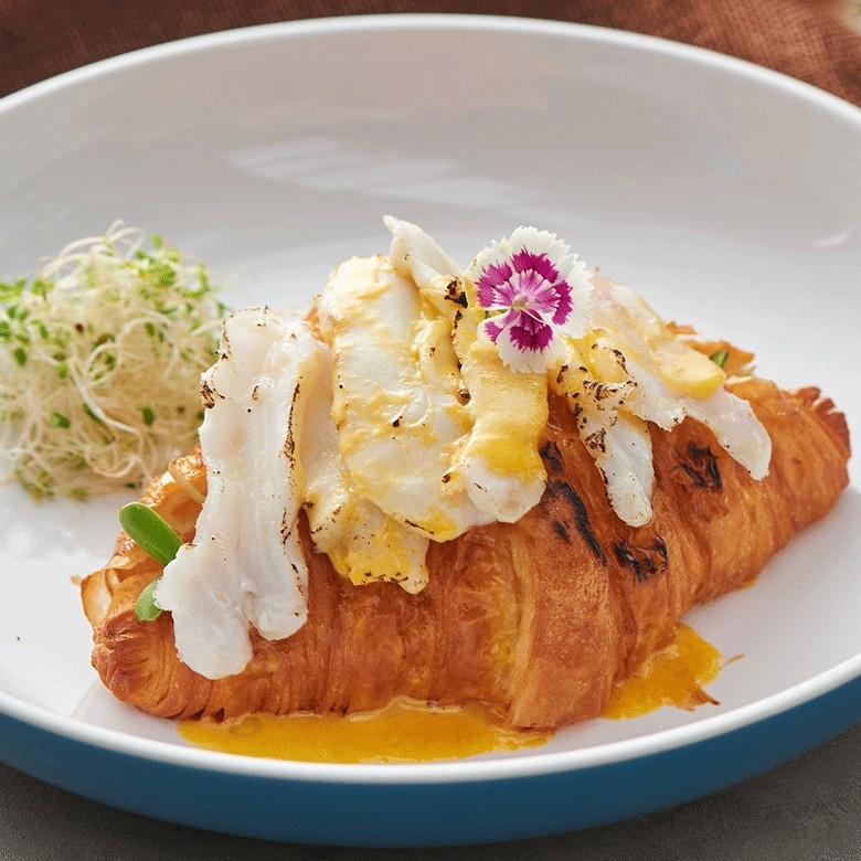 DRY AGED FISH CROISSANT