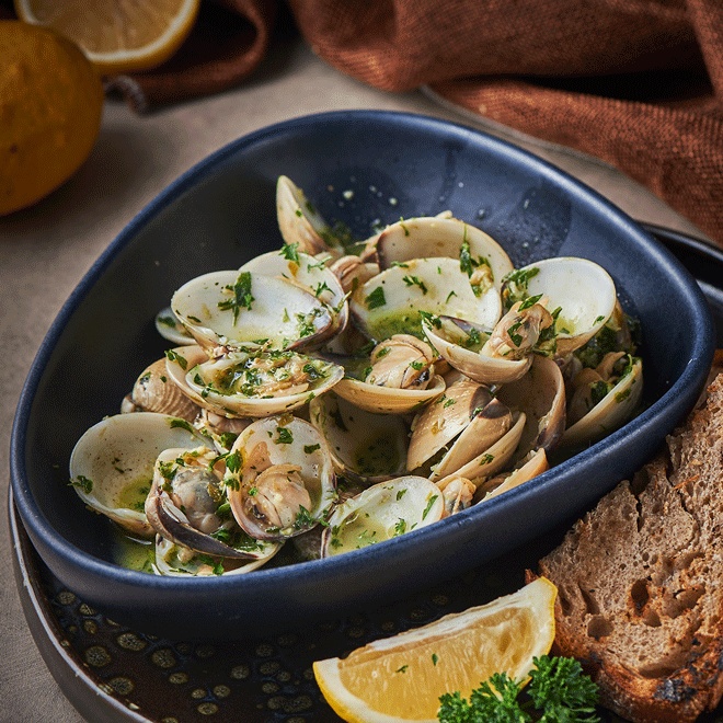 ALMEJAS EN SALSA VERDE